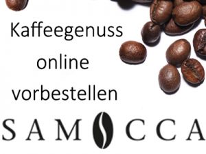 Kaffeebohnen auf einem weißen Hintergrund mit dem Text "Kaffeegenuss online vorbestellen" und dem Logo von "AMOCC".