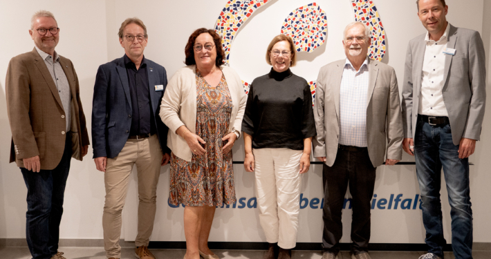 Sie sind sich einig, dass sie im regelmäßigen Austausch bleiben müssen: Klaus Meier, Guido Rothkopf, Dr. Christiane Leonards-Schippers, Dr. Ruth Seidl, Ullrich Sonntag, Stefan Erfurth (v.li.)